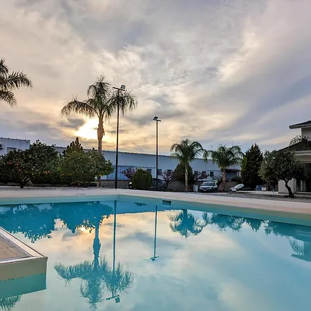 Dafne Sicilia Torrenova (Sicily)